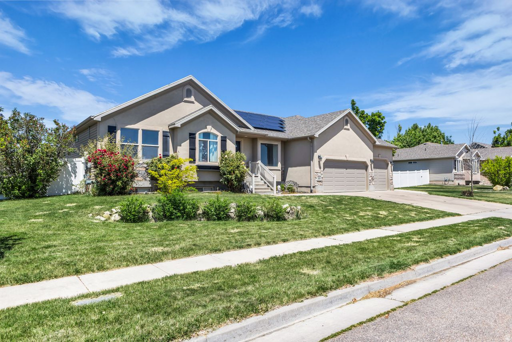 1368 W 2920 S photo 3