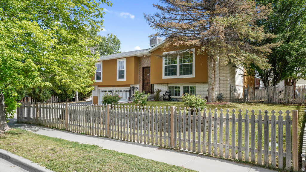 2809 W GILBERT DR photo 3