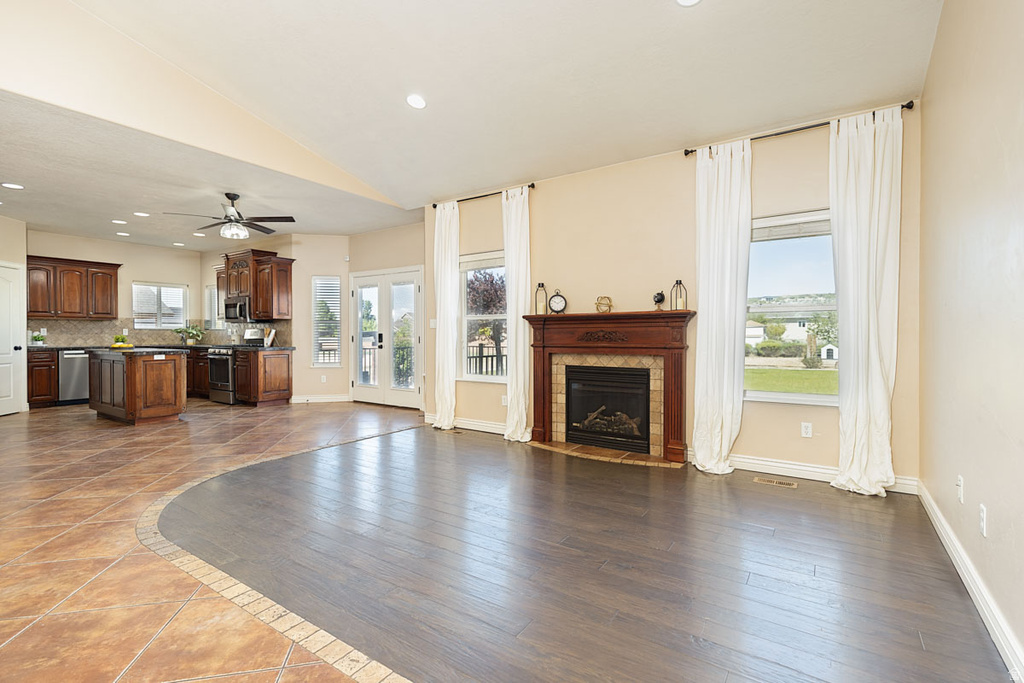 1073 S 4425 W photo 4