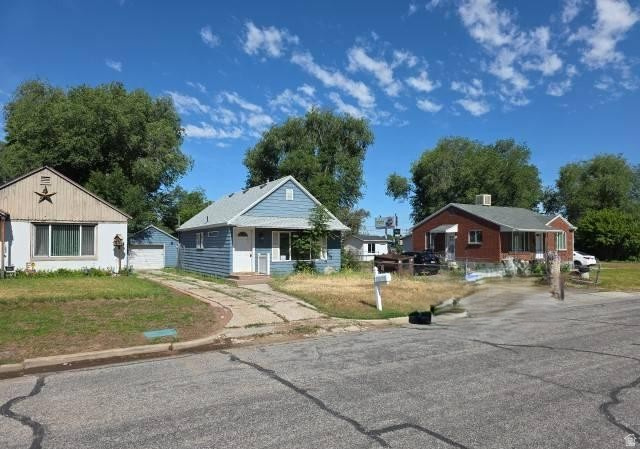 333 OGDEN AVE photo 3