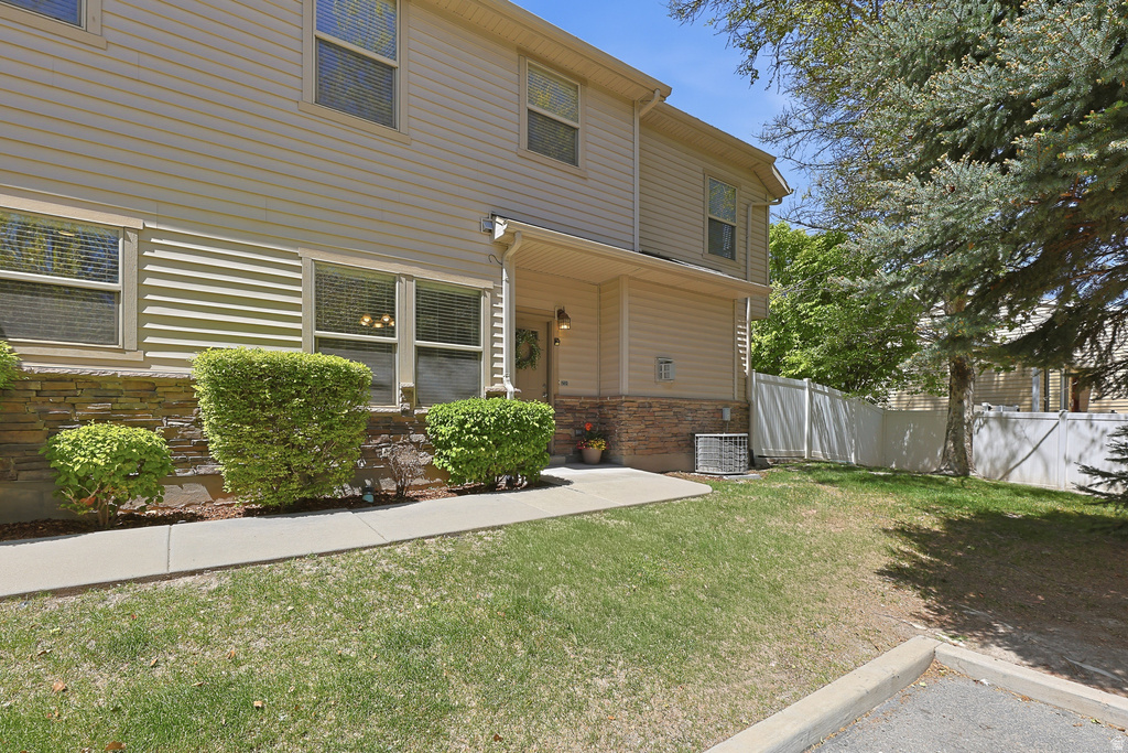 1412 W STONE MEADOW DR photo 4
