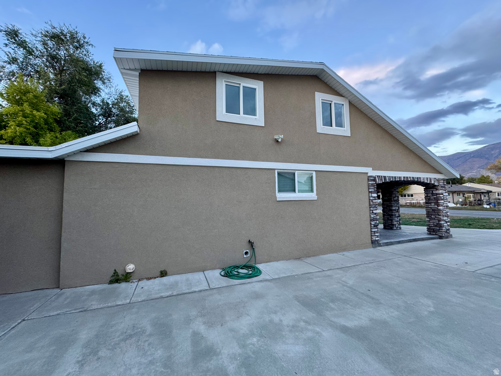 781 SHERWOOD DR photo 3