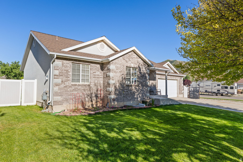 1353 S 360 W photo 3