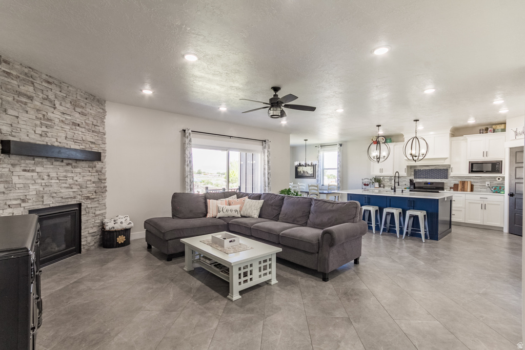 1552 W 1400 S photo 3