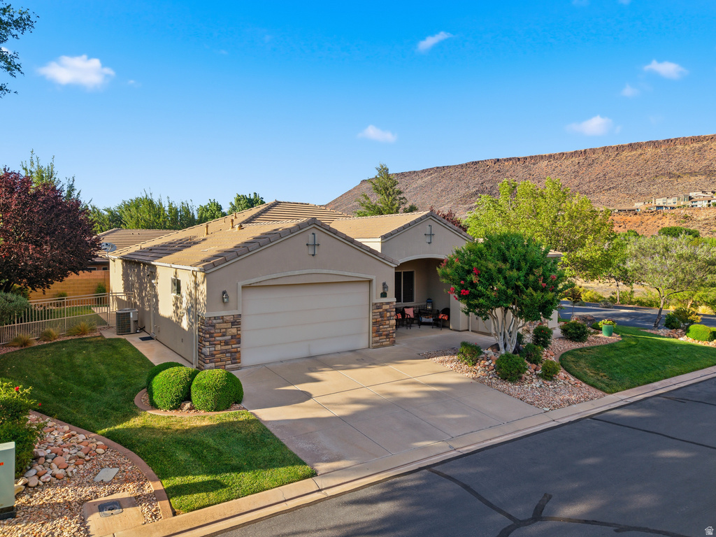 805 S DIXIE DR photo 2