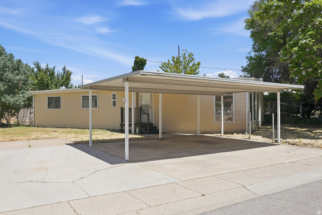 1024 W 450 N, Clearfield