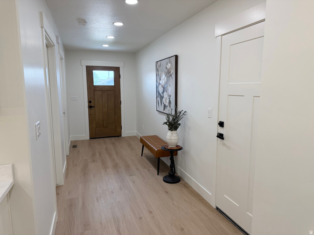272 W 370 N photo 3