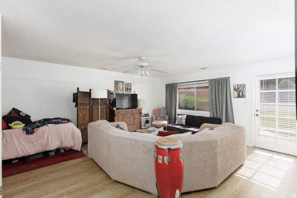 891 N 630 W photo 5