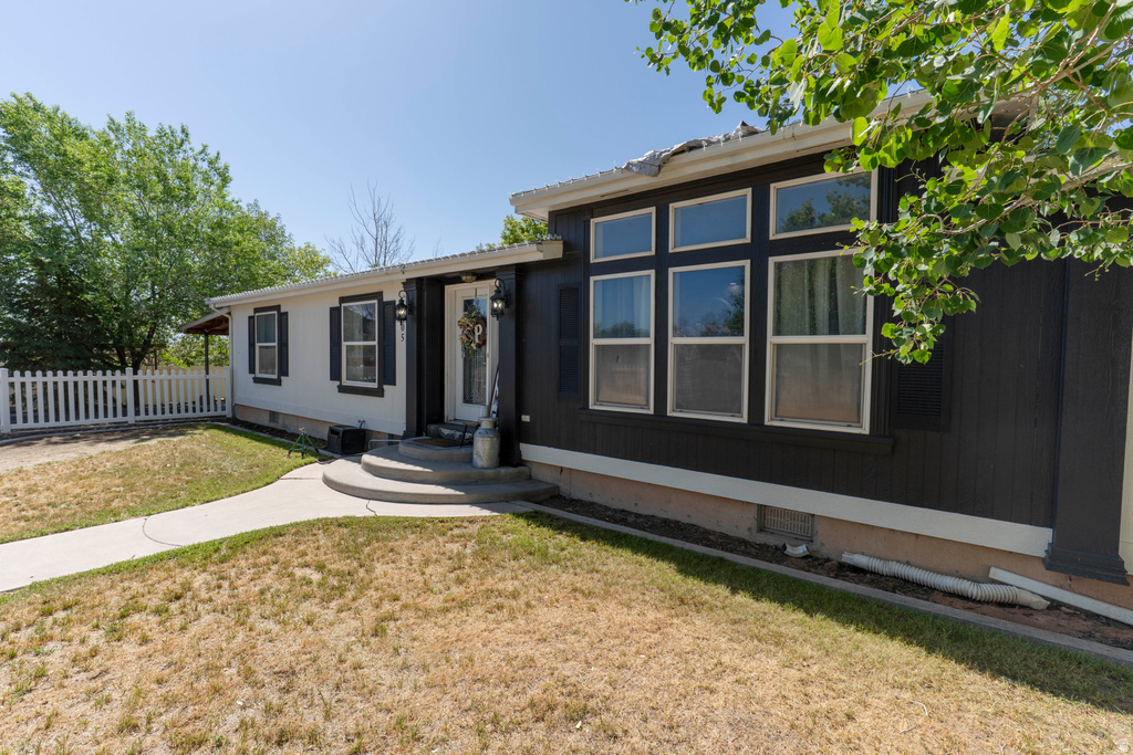 1005 W 725 S, Vernal