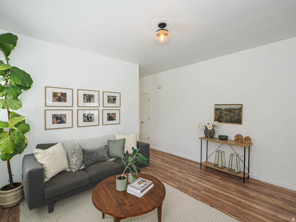 2014 E BROOKINGS DR photo 5