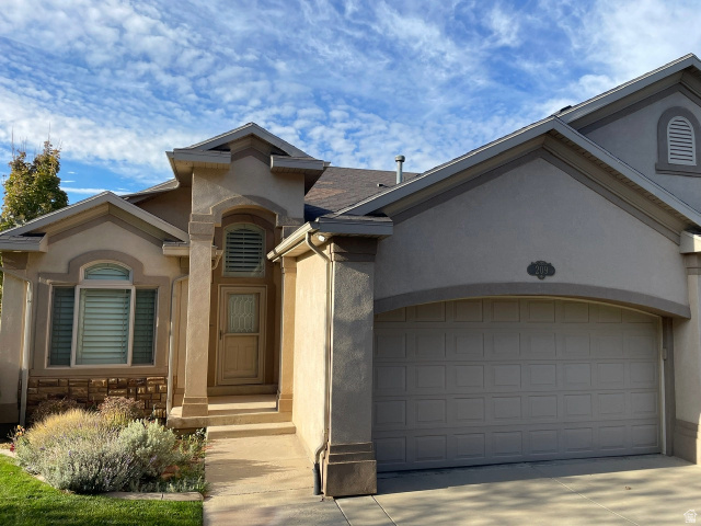 209 EDGEWOOD CIR photo 3