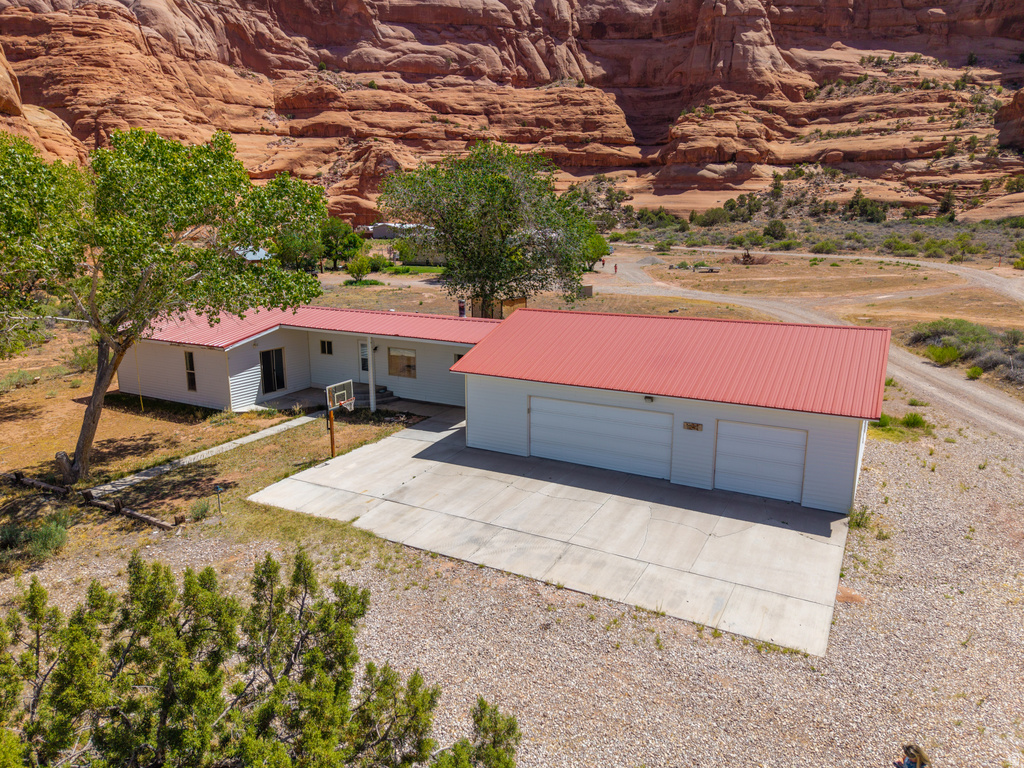 11021 S HIGHWAY 191 photo 3