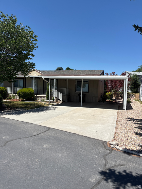 27 LAKEVIEW DR photo 2