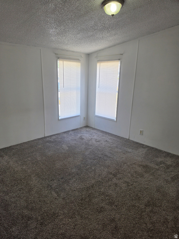 323 N 800 W photo 4