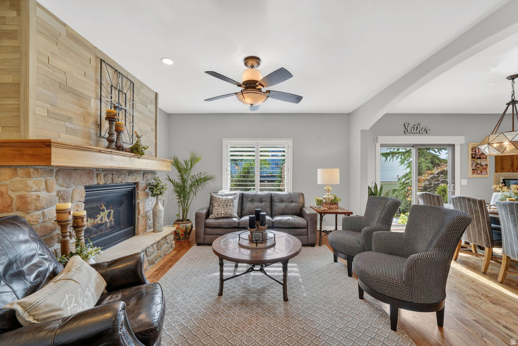 7253 S VIANSA CT photo 2