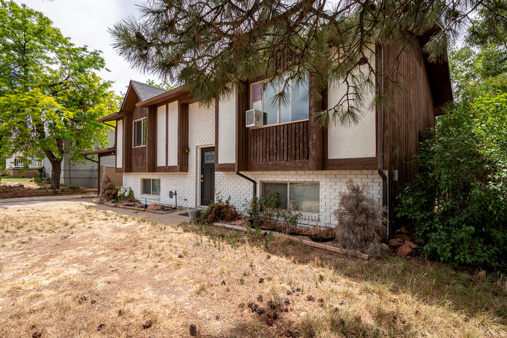 1278 S 860 W photo 3