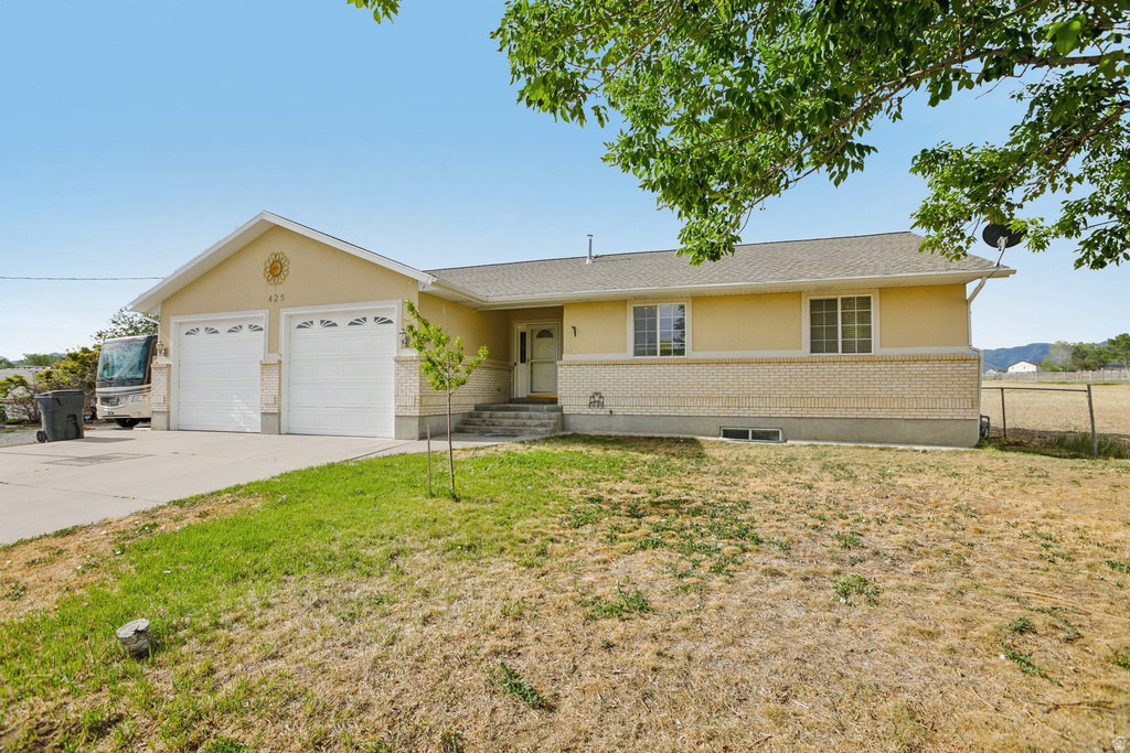 425 W CHERRY ST photo 5