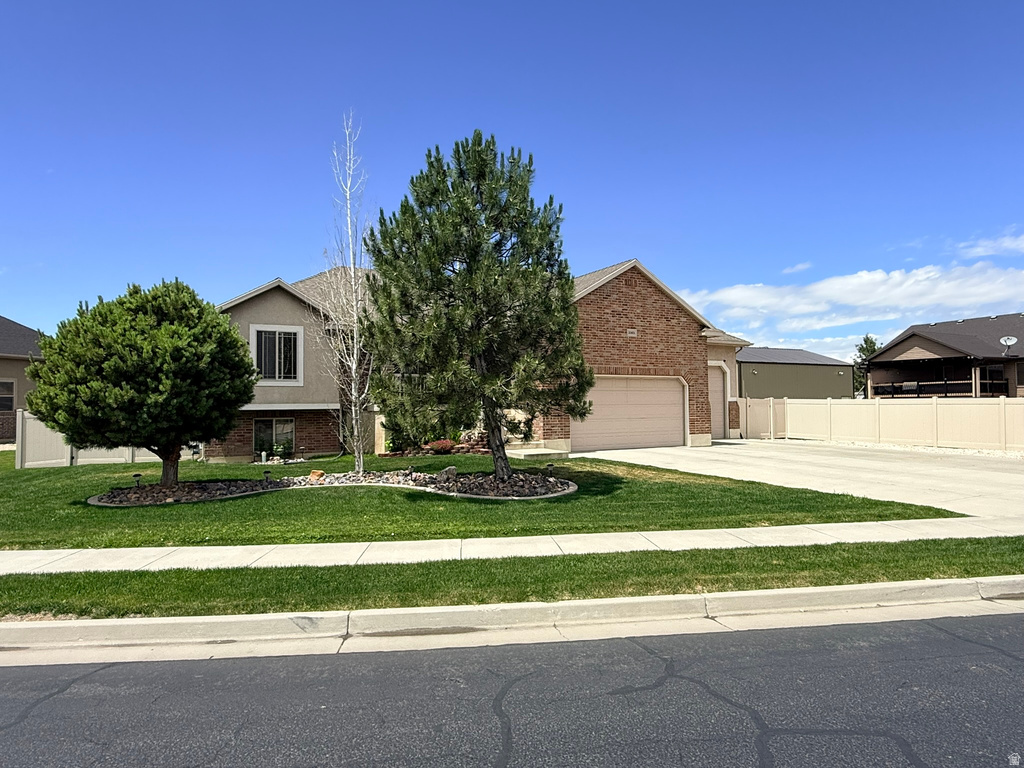 2801 N 2575 W photo 3