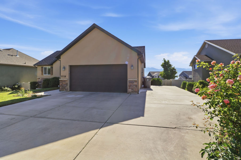 3338 S HAWK DR photo 3