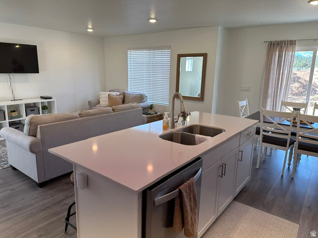 2955 W HIATT WAY photo 5