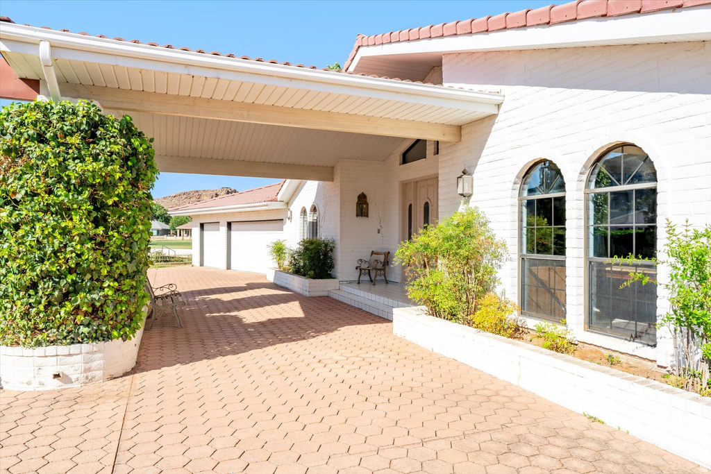 1247 HAGEN CIR photo 5