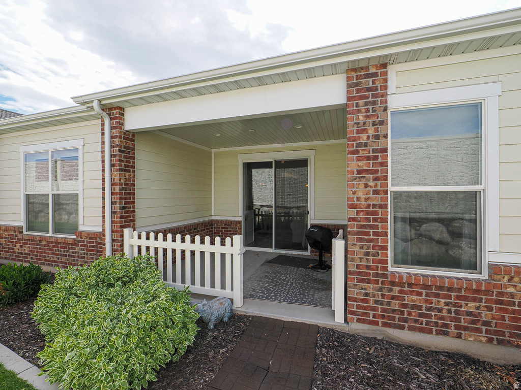 10716 S HAVEN W DR photo 4