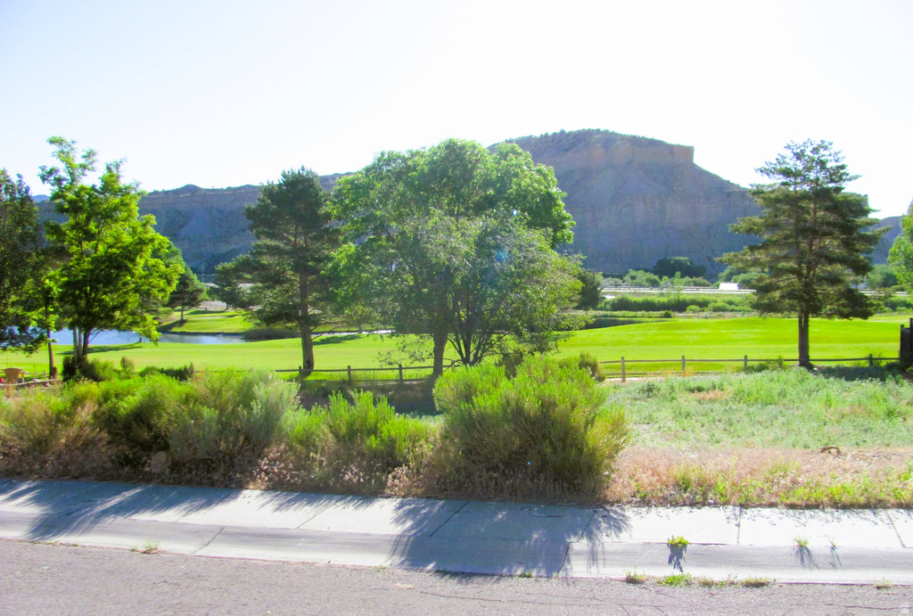 View photos for 2570 N Fairway Ln 2570 N Fairway Ln