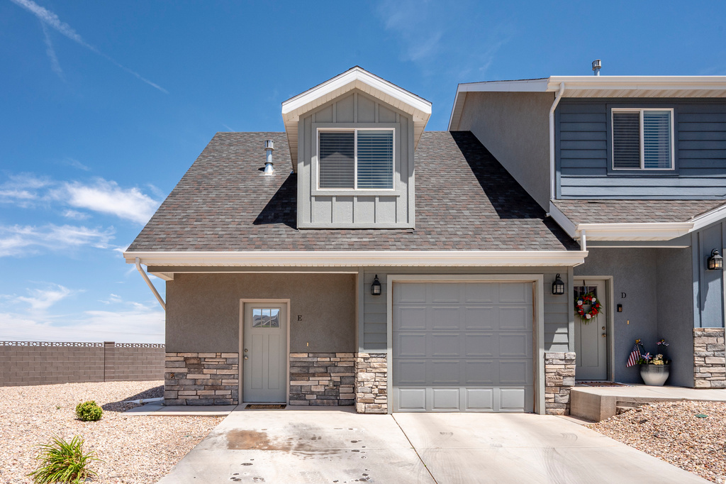1510 W TOPAZ DR photo 2