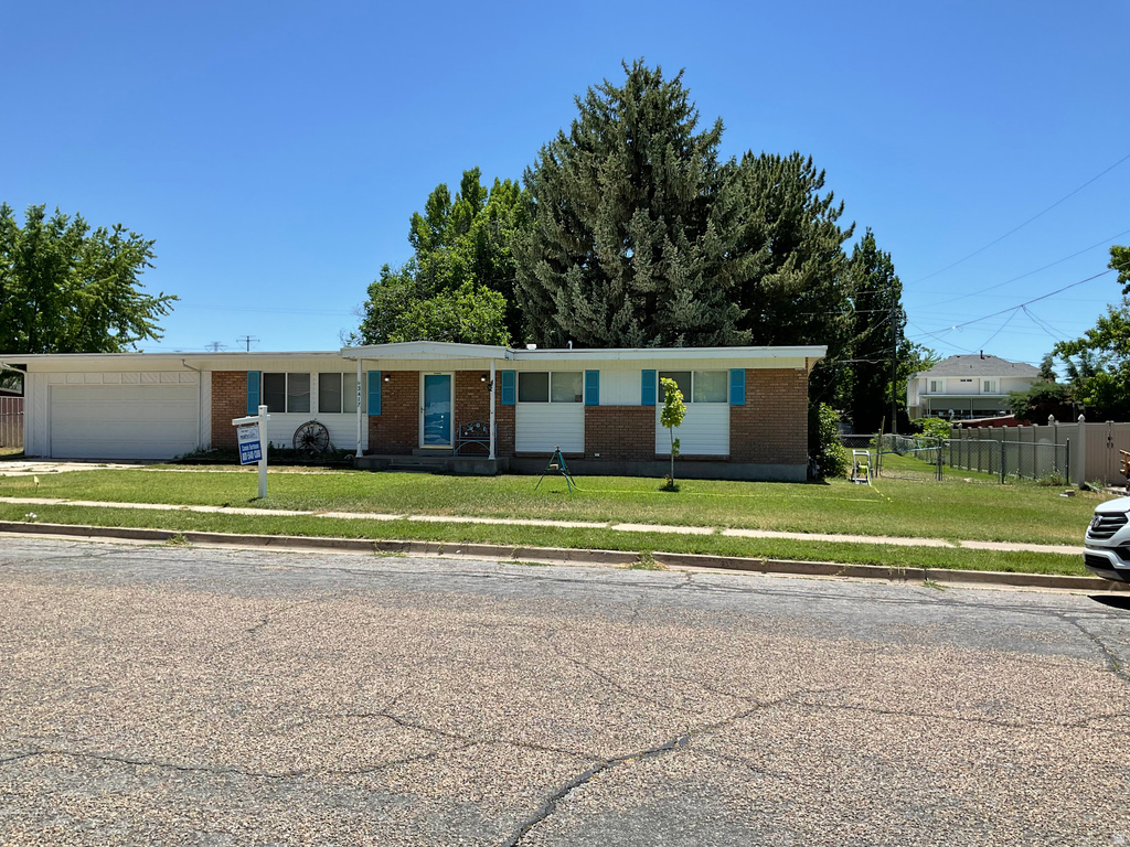 3417 W 5700 S, Roy