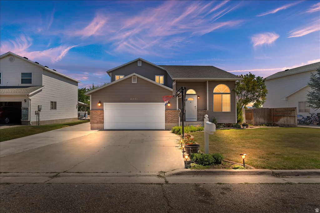 4251 W 5050 S, Roy