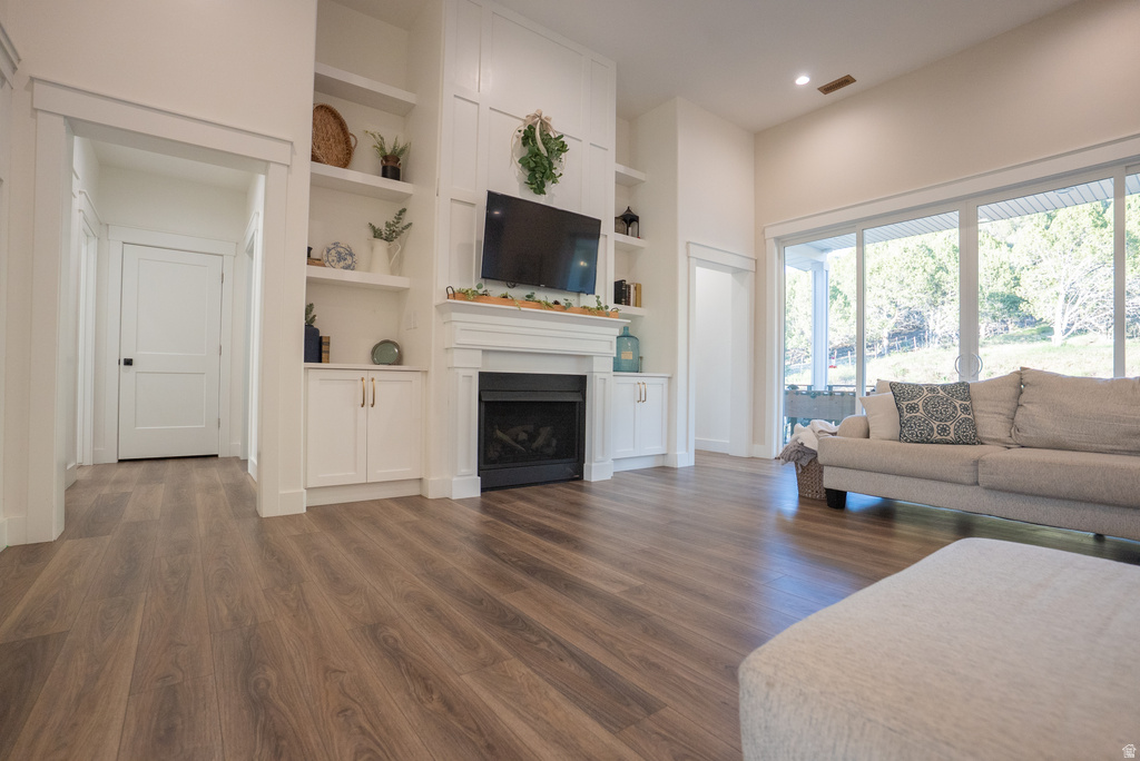 1559 S DOG EAR DR photo 5
