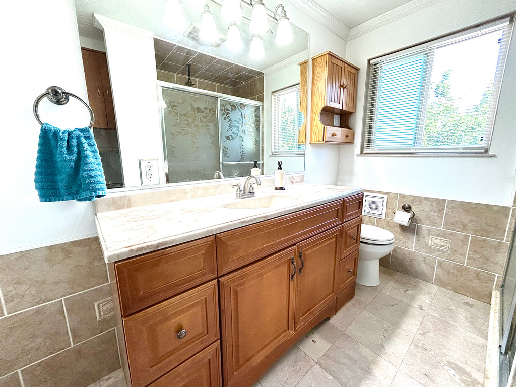373 E 10450 S photo 4