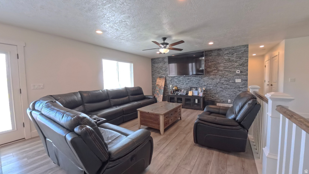120 E ARIA CT photo 3