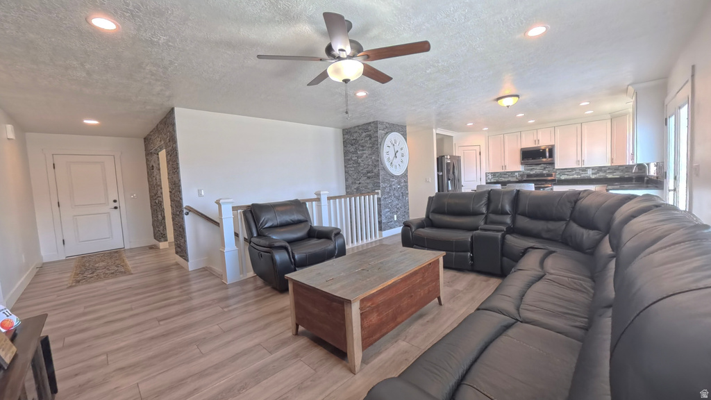 120 E ARIA CT photo 5