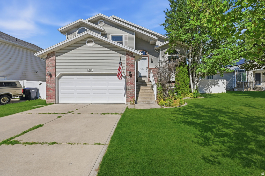 4873 S 4150 W, Roy