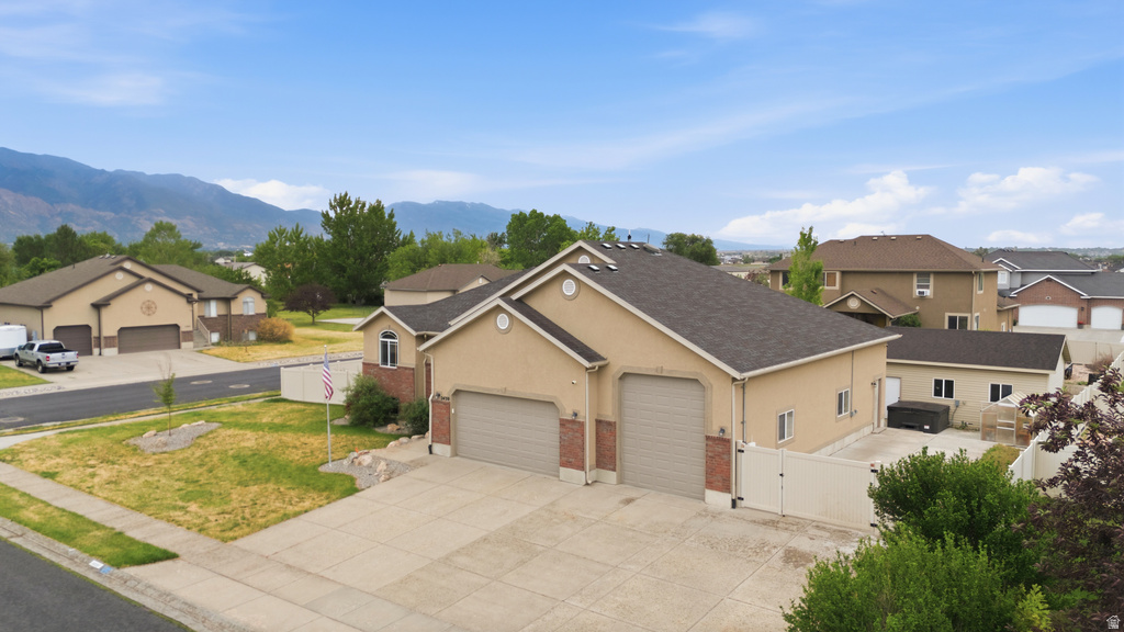 2439 W 1675 S photo 3