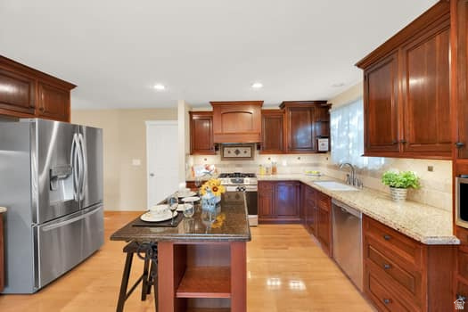 2304 W BONANZA CIR photo 4
