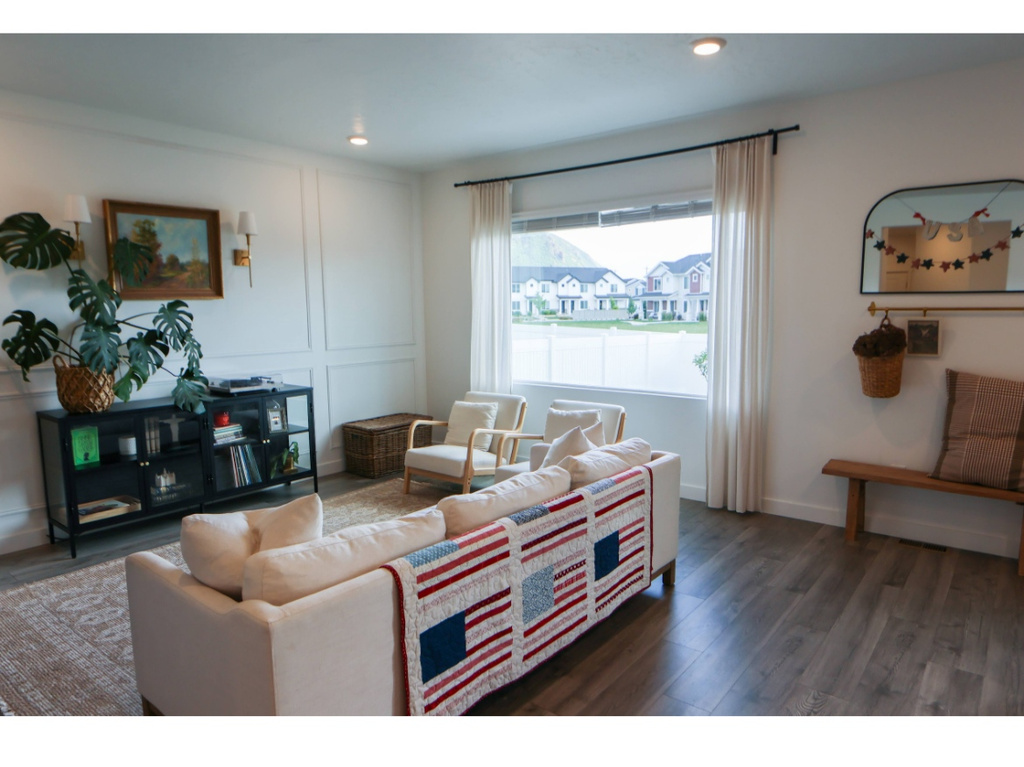 1232 S 3500 E photo 5
