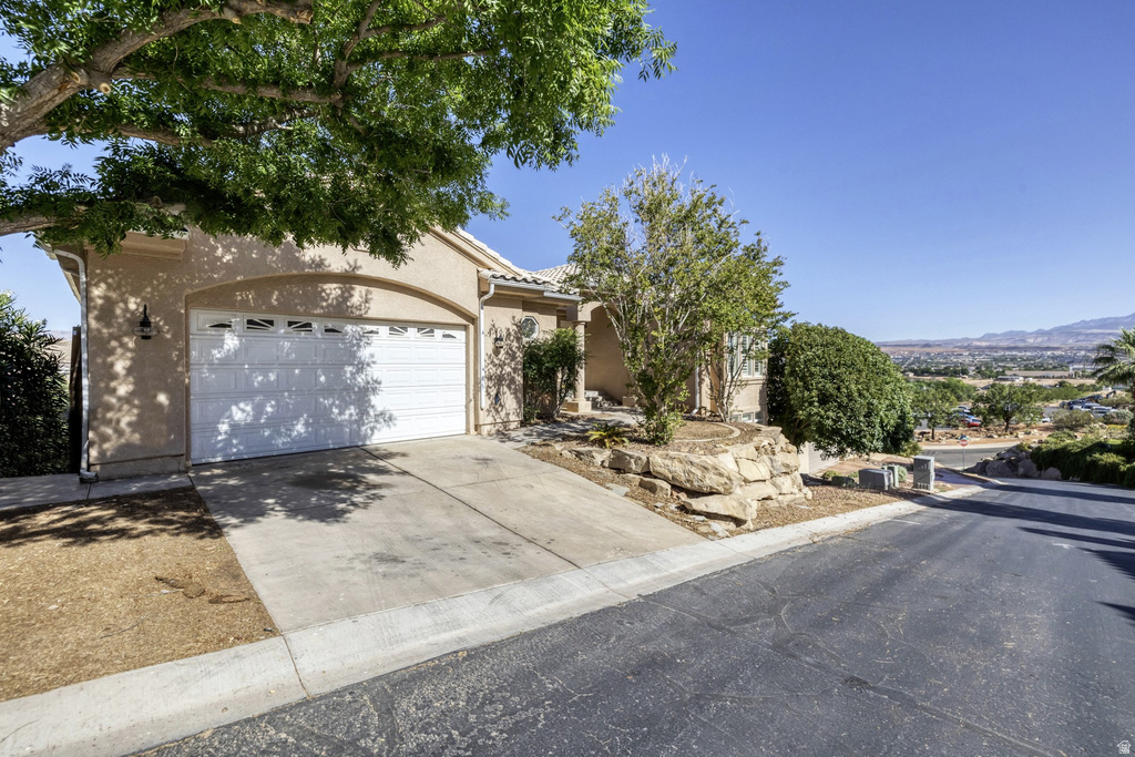 2288 S AUGUSTA DR photo 3