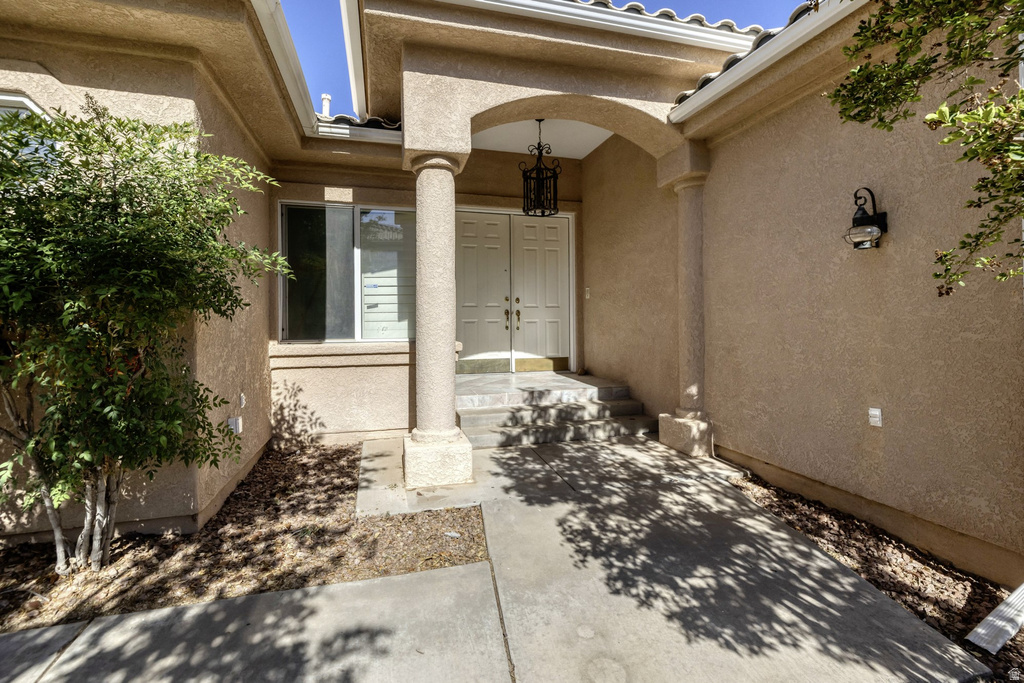2288 S AUGUSTA DR photo 4