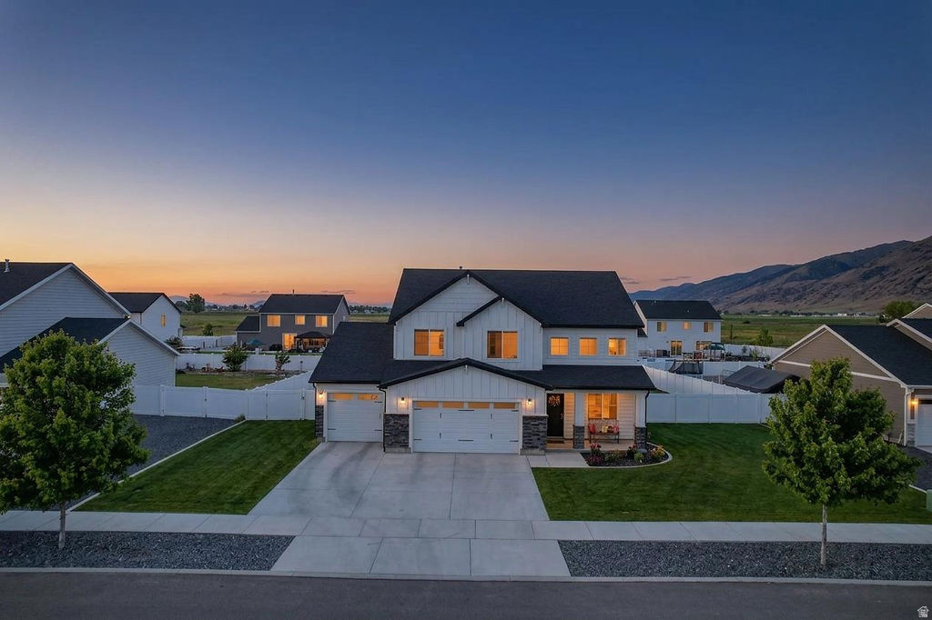 705 E 1150 S, Hyrum