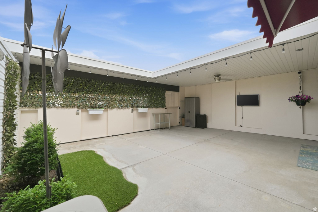 735 E Three Fountains Circle   #52 — photo 26