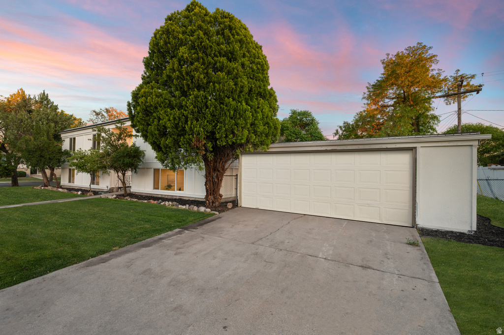1727 W INDEPENDENCE N BLVD photo 4