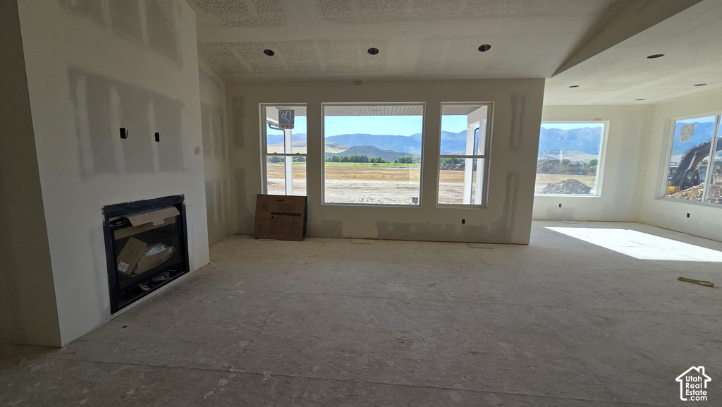 421 N 350 W photo 2