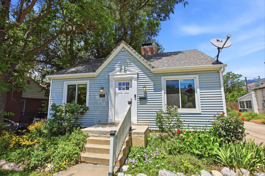 155 E 200 S photo 3