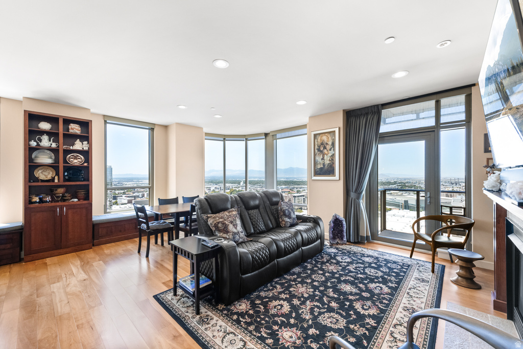 99 W SOUTH TEMPLE S ST, Salt Lake City