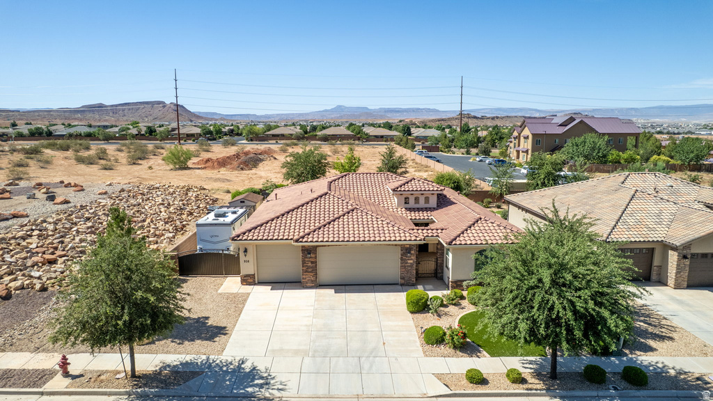 956 E ROADRUNNER DR photo 3