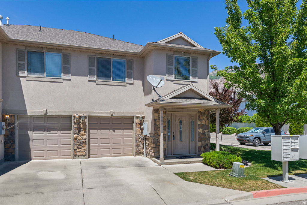 1082 E 1550 S photo 2