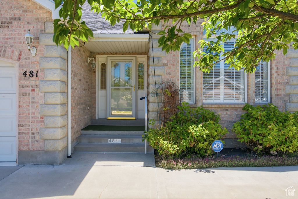 481 W 40 N photo 5