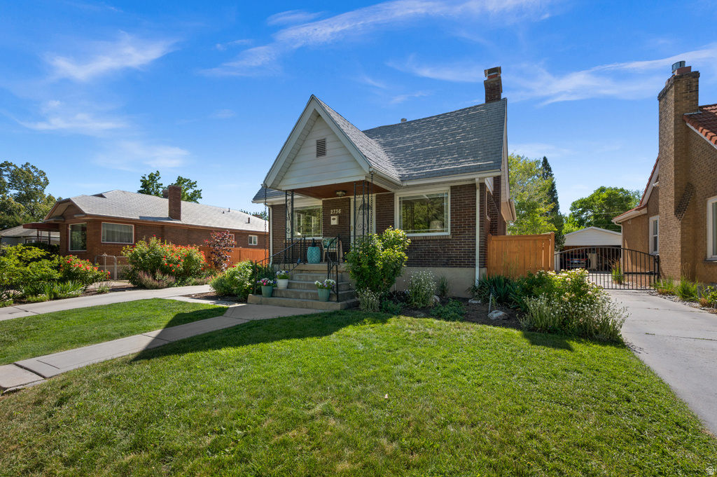2736 S BEVERLY ST photo 2